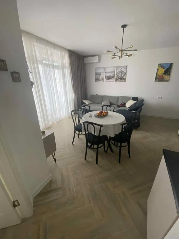 Современная 3-комнатная квартира с видом на море, новый дом