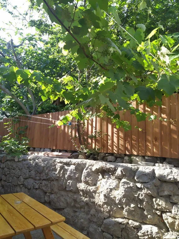 Комфортная квартира-студия в центре Алупки у дворца