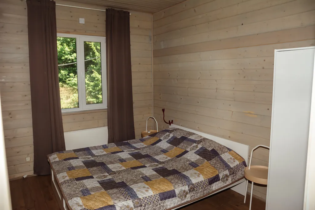 Сканди-дом с видом на озеро и лес