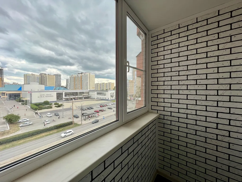 Трехкомнатная квартира в районе ТРК Столица