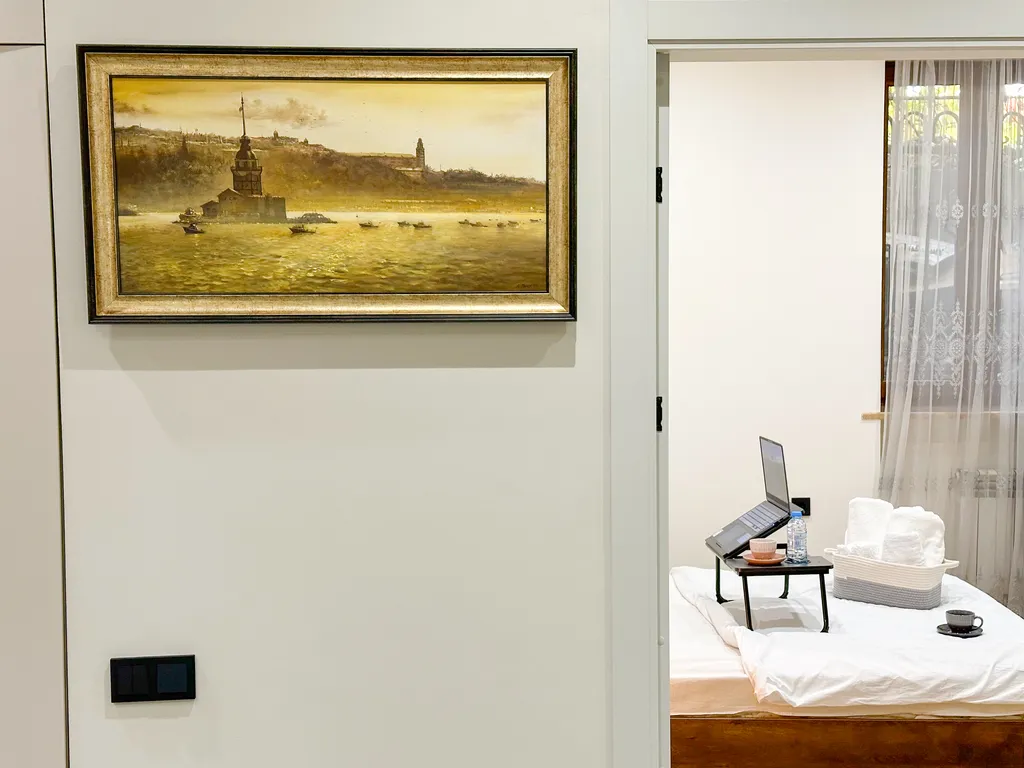 Three-room quiet corner