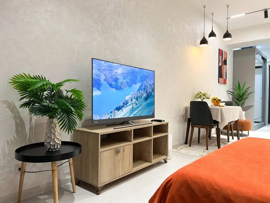 Уютная дизайнерская студия с панорамным видом на центр Ташкента