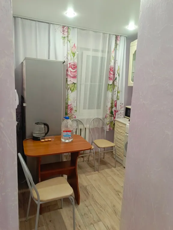 После ремонта однокомнатная квартира, всё необходимое для проживания