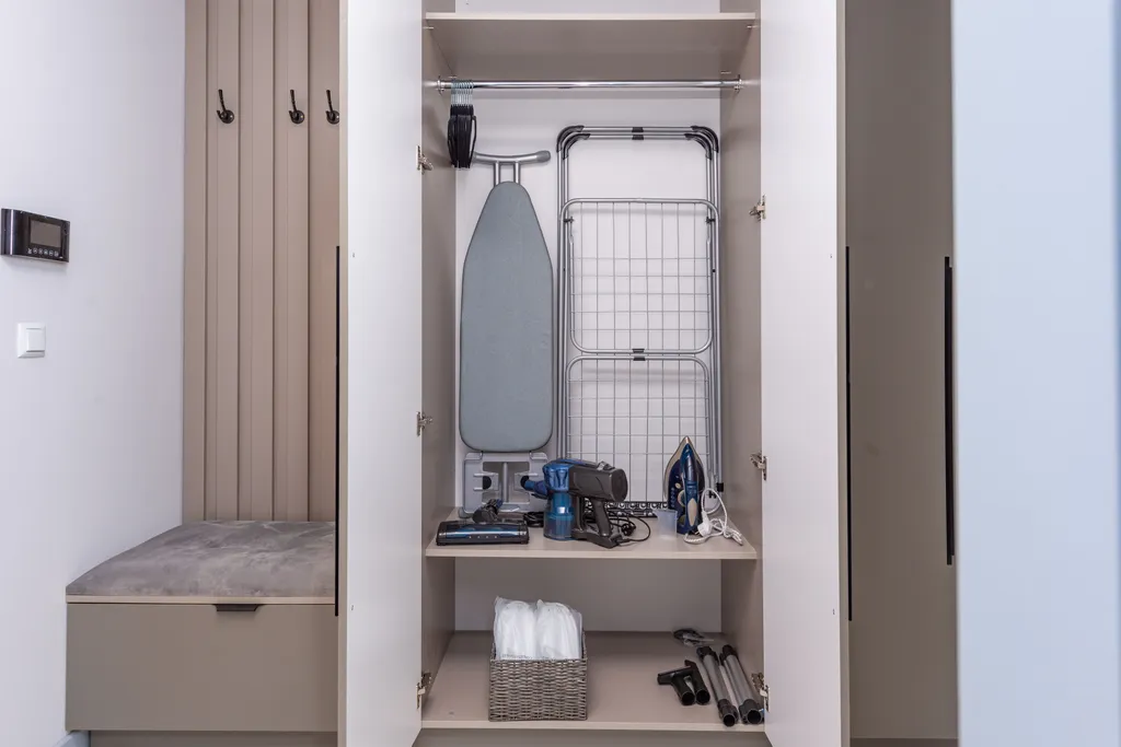 Oceanview Mood by Aesthaven