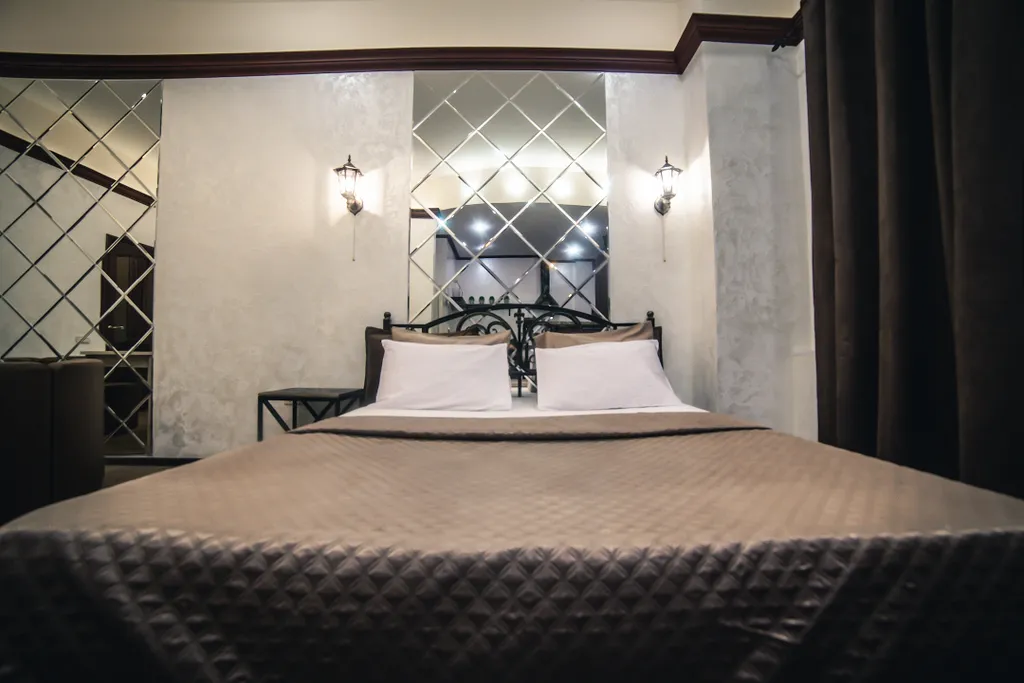 Стильная квартира - студия в стиле provence с джакузи