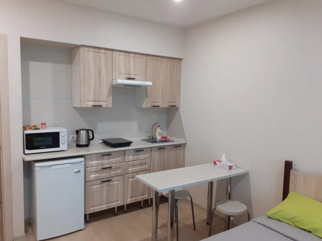 Свежая, чистая, небольшая студия для двоих