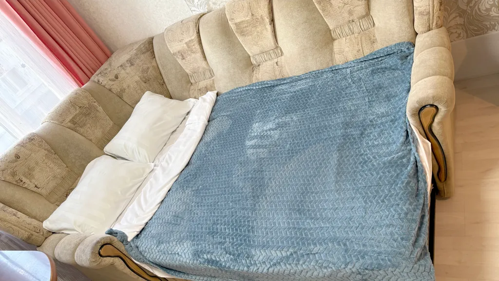 Светлая евро-двушка в Кошелeв парке. Для семьи или для работы.