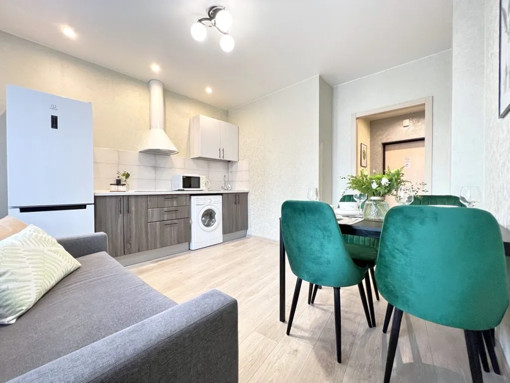 Квартира Квартира Sunny house 2шка студия с качелями на панорамной лоджии — Новосибирск