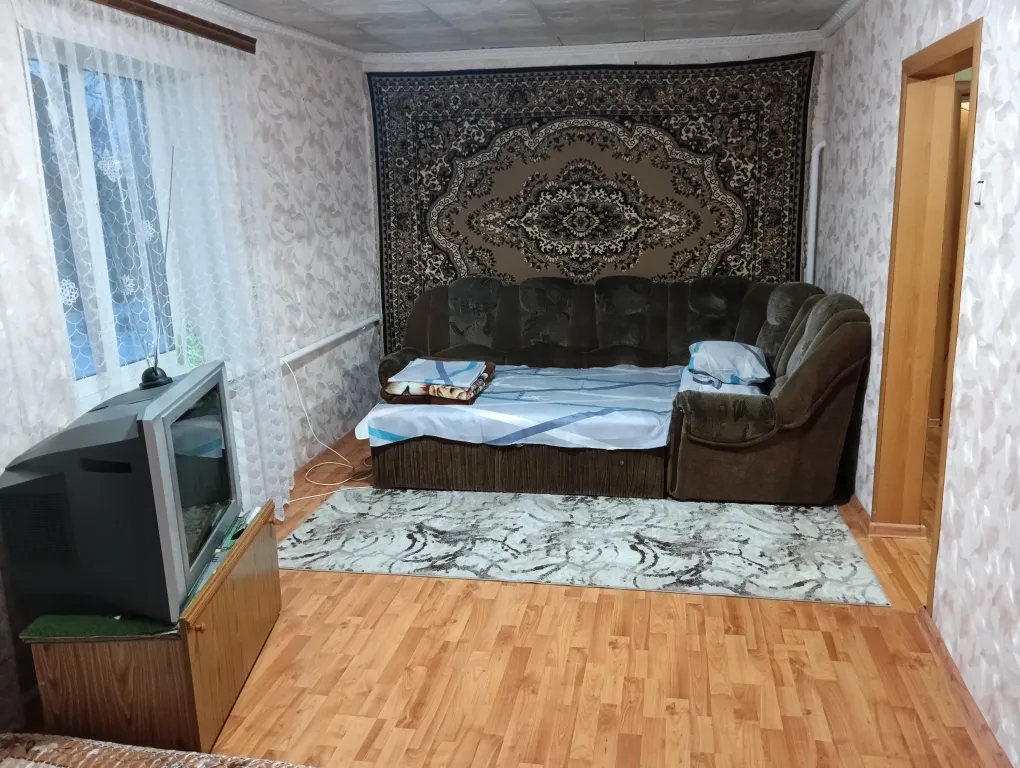 Уютная квартира в двухквартирном доме в тихом частном секторе