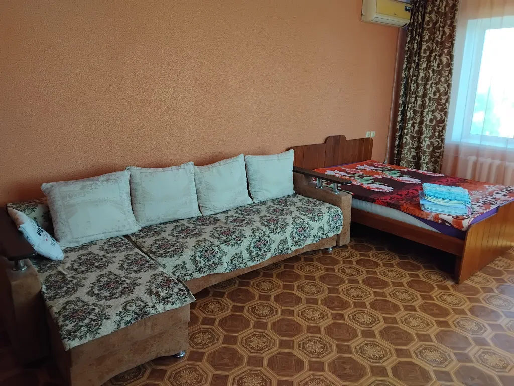 Квартира Просторная квартира в центре города с видом на море — Ейск