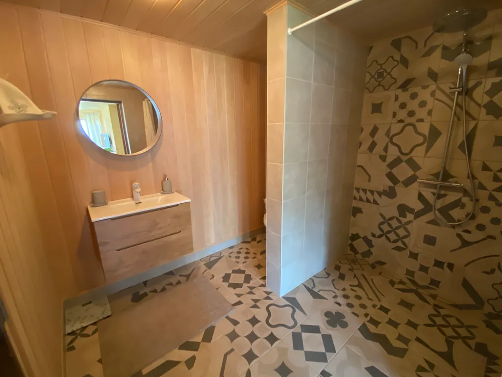 Коттедж с сауной и зоной BBQ