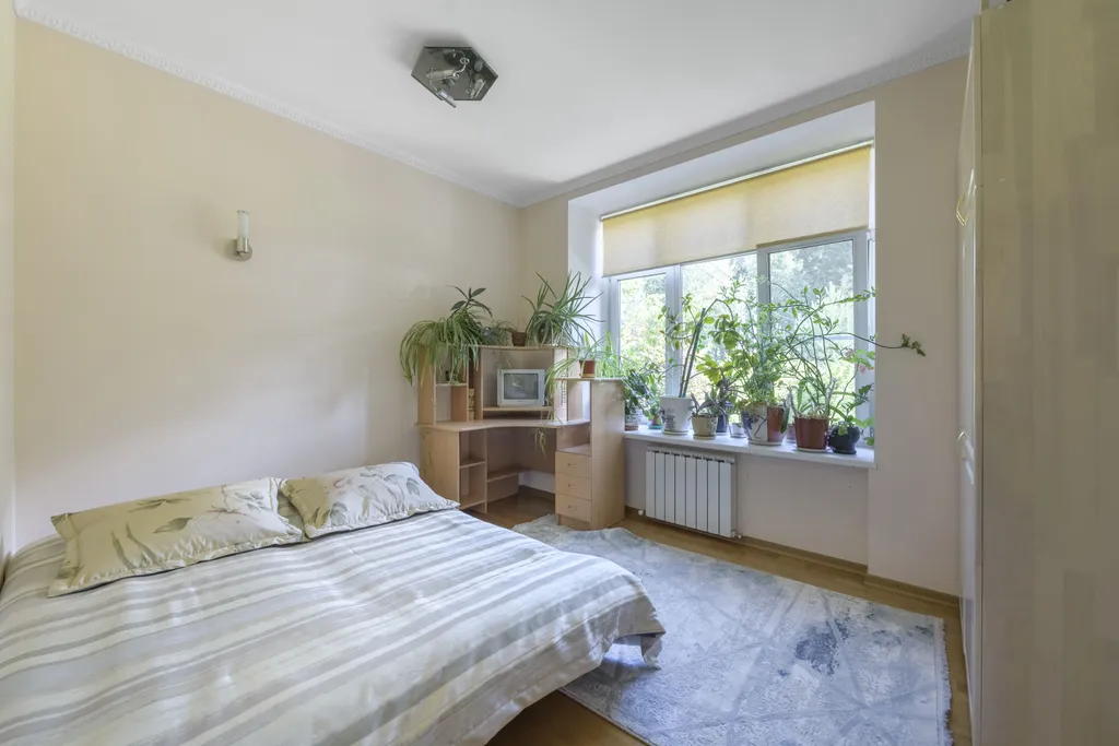 Просторный комфортабельный коттедж с баней