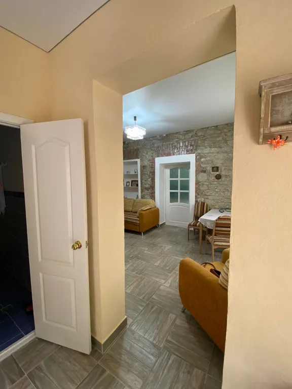 Квартира 2-комнатная Квартира — Сухум