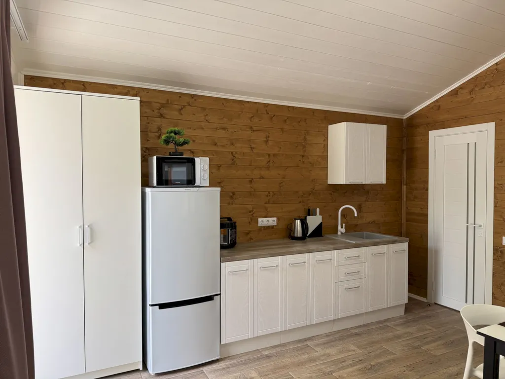 Коттедж Коттедж Барнхаус с террасой и закрытым двором - 7 минут до моря — Геленджик