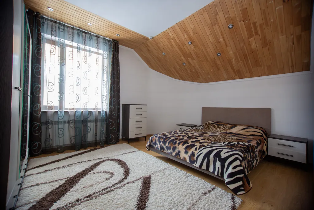 Уютный коттедж на берегу озера