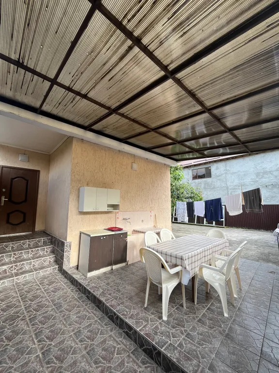 Коттедж 1-комнатный Дом — аренда посуточно в Сухум