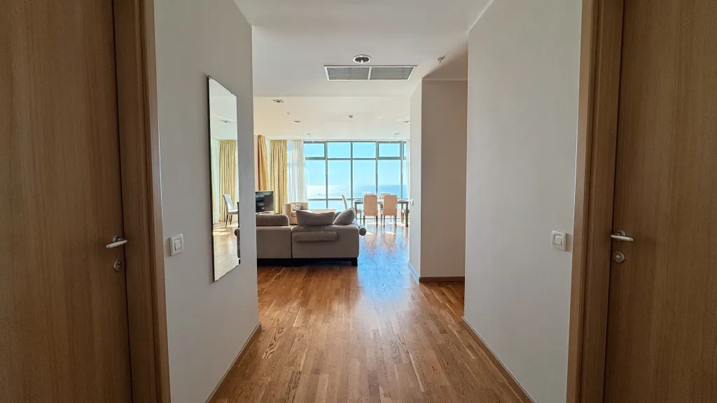 Апартамент 3-х спальный с балконами и панорамой моря