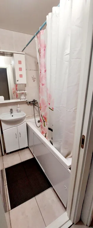 Уютная 3 комнатная на Каштаке-1