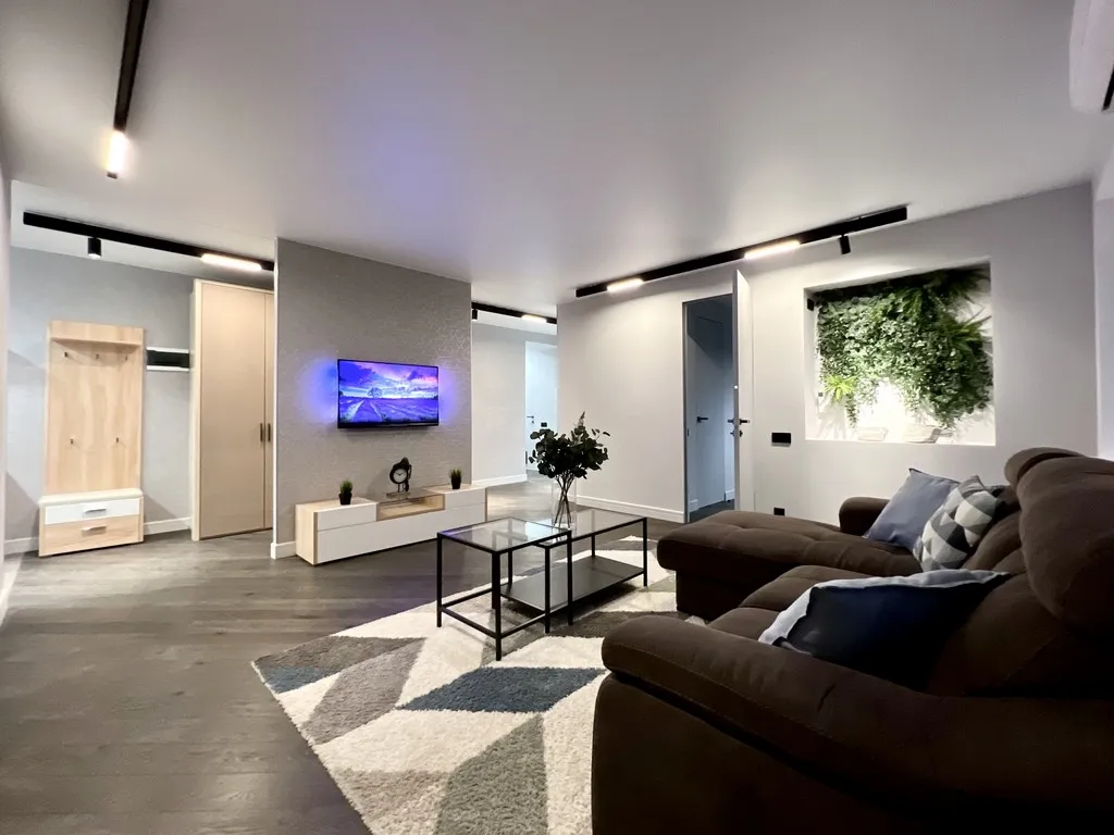 3-комнатная квартира на Набережной