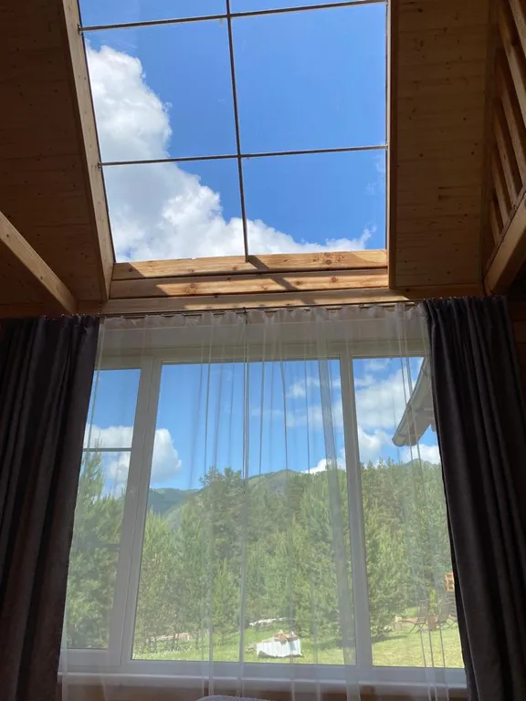 Кедровый коттедж в живописном месте Чемала