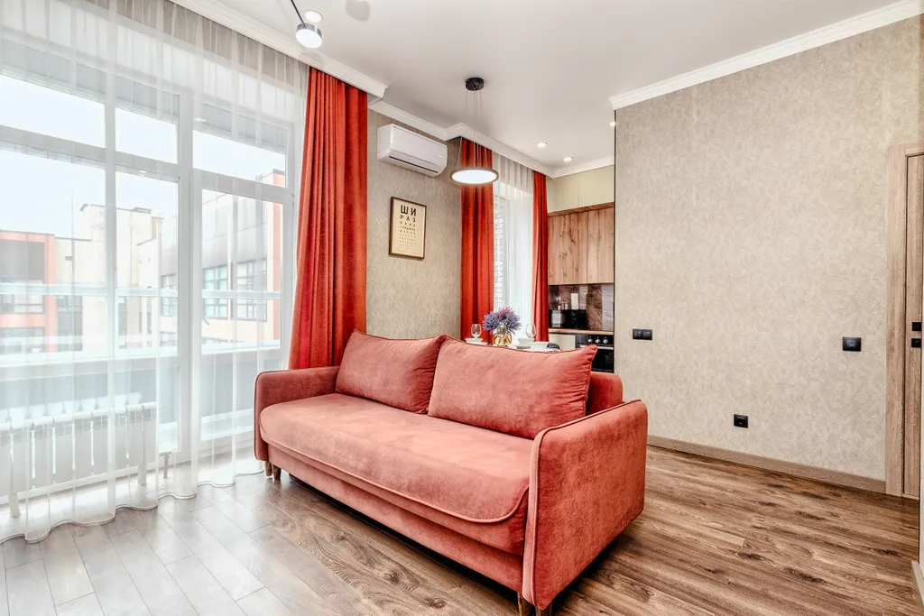 1-комнатная возле набережной в старом центре Астаны