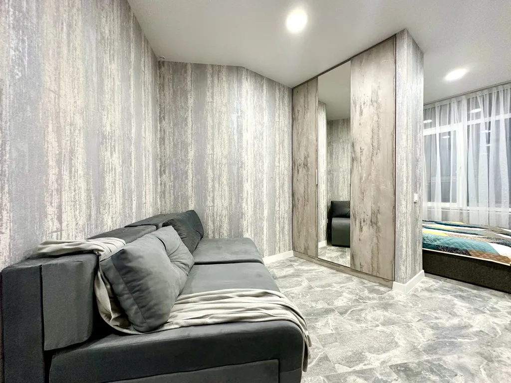 Студия у ТЦ Премьер в ЖК Метропарк