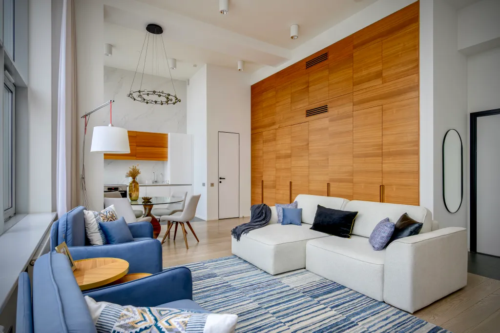 Стильный видовой апартамент в центре