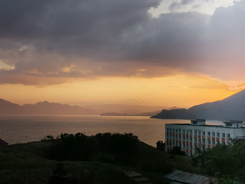 Квартира с видом на море и горы