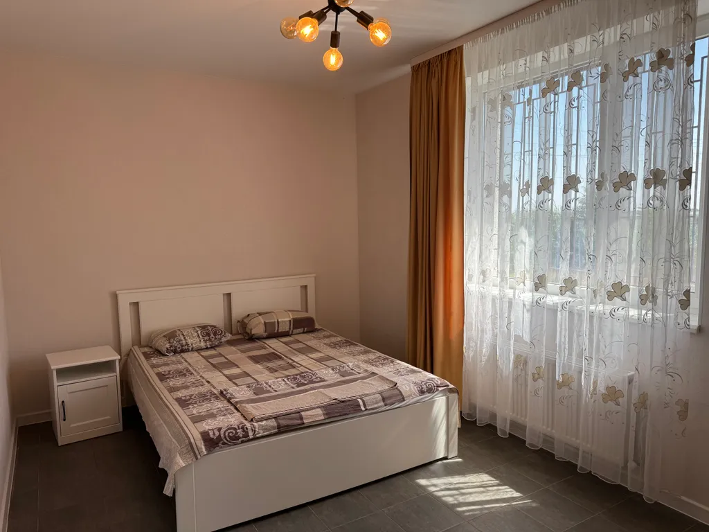 Половина Коттеджа