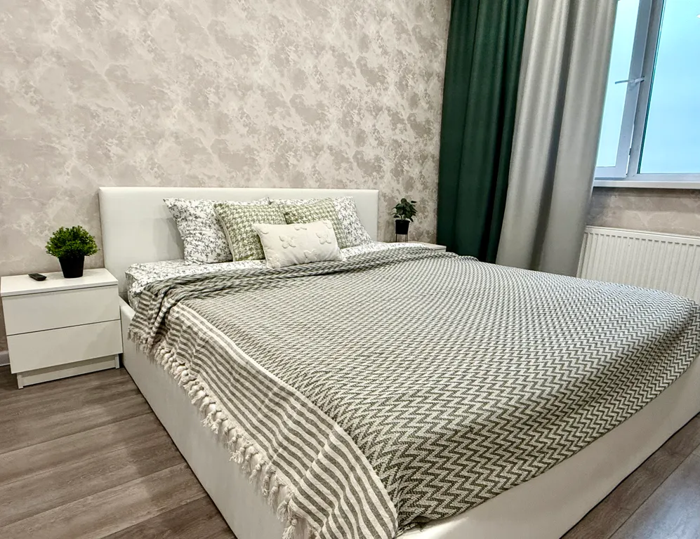 Новая квартира с видом на лес