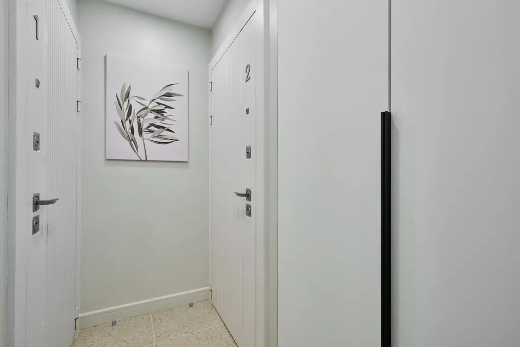 Современные апартаменты с видом на яхт клуб и канал имени Москвы