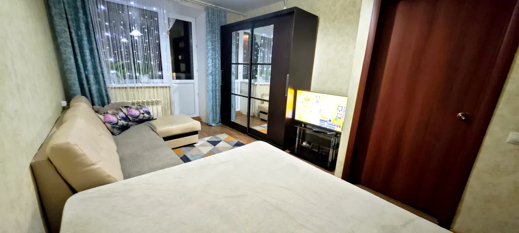 Уютная квартира с 2 отдельными спальными местами есть балкон — аренда посуточно в Мичуринск