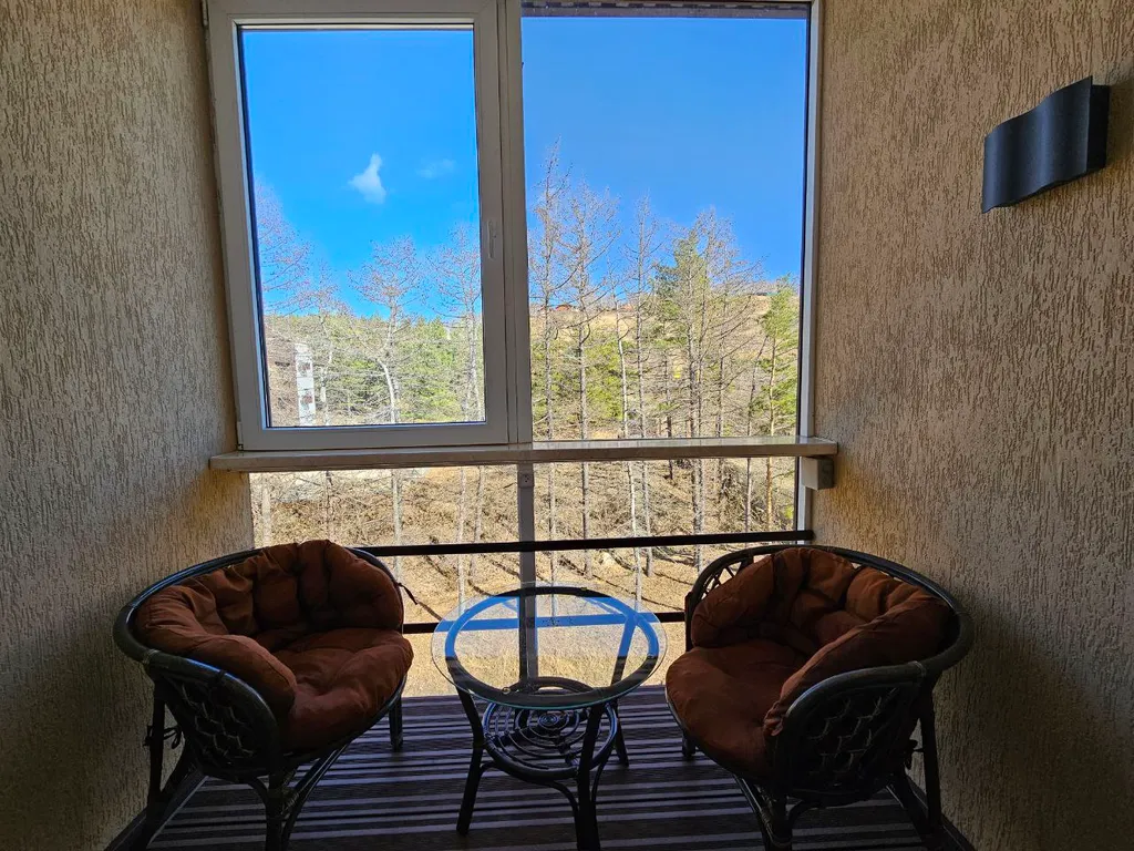 Уютная студия на берегу озера якты -куль (банное) в жк Родина