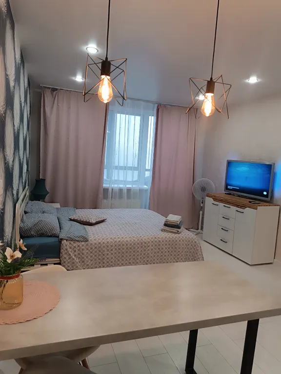 Красивая-студия с видом на фонтаны