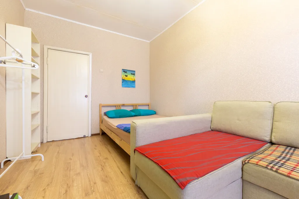 Уютная квартира в одной минуте от метро