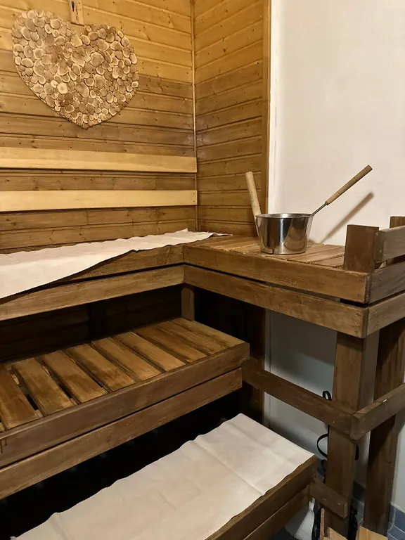 Дом c финской дровяной сауной и отдельной баней в Карелии