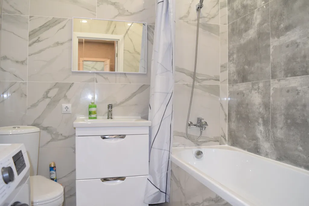 Новая современная уютная квартира возле ТРЦ Сити Молл