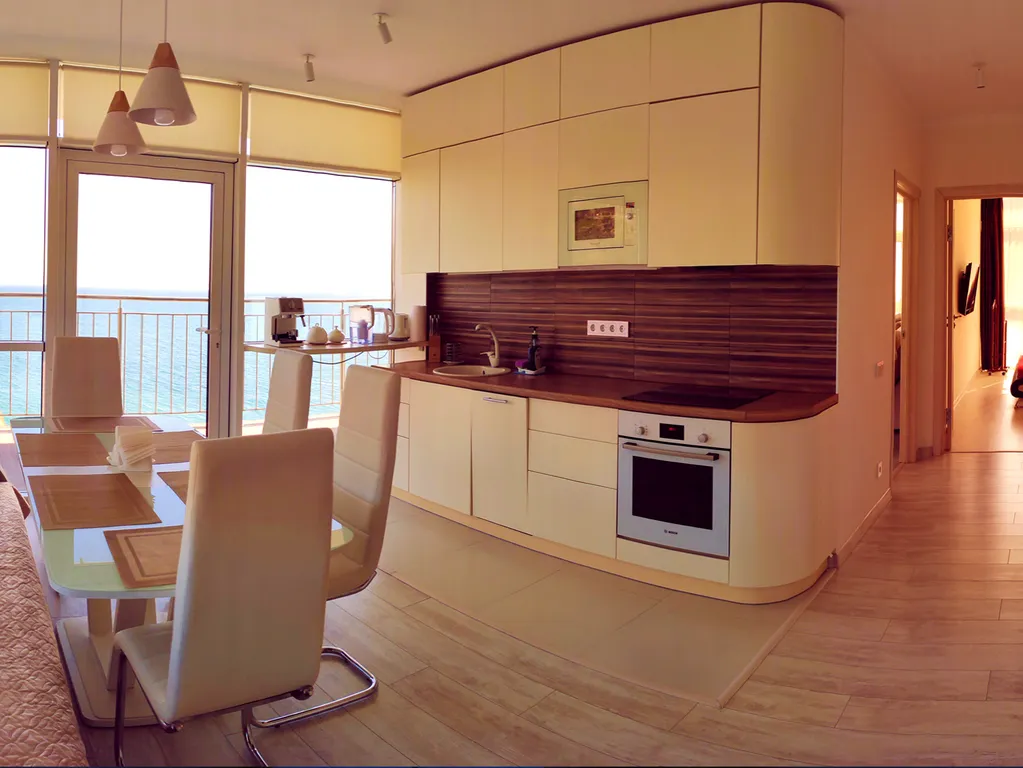 Уникальный умный апартамент в 50 метрах от моря