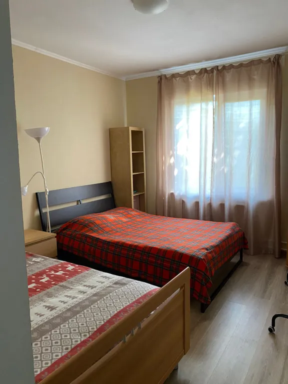 Дом у горной реки