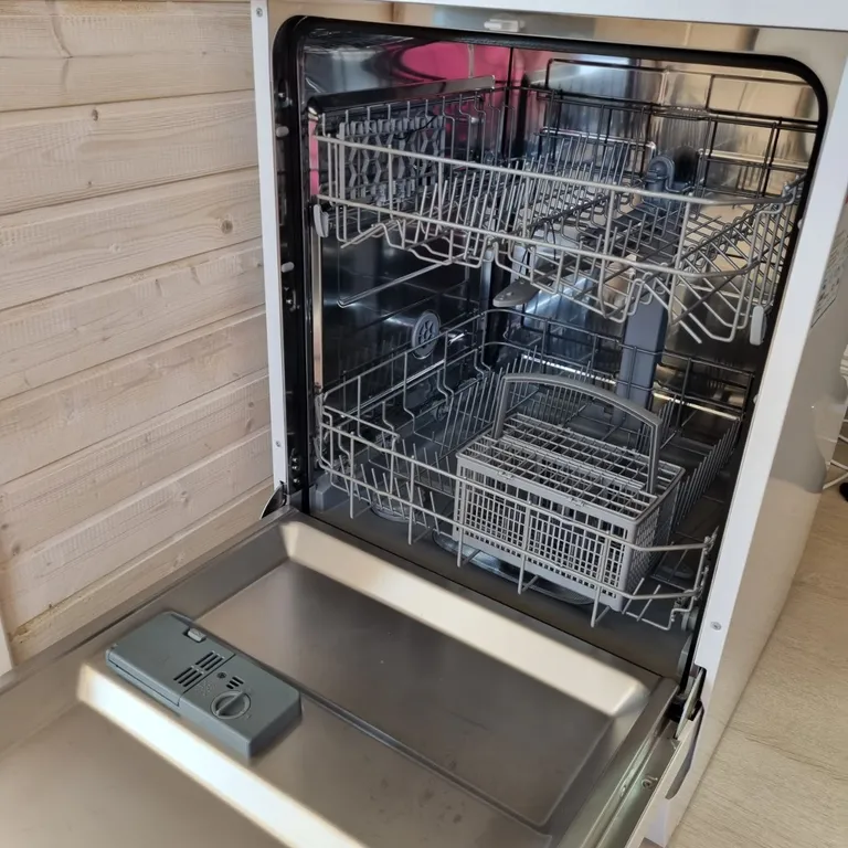 Уютный дом на берегу озеру "Прозрачный берег №3"