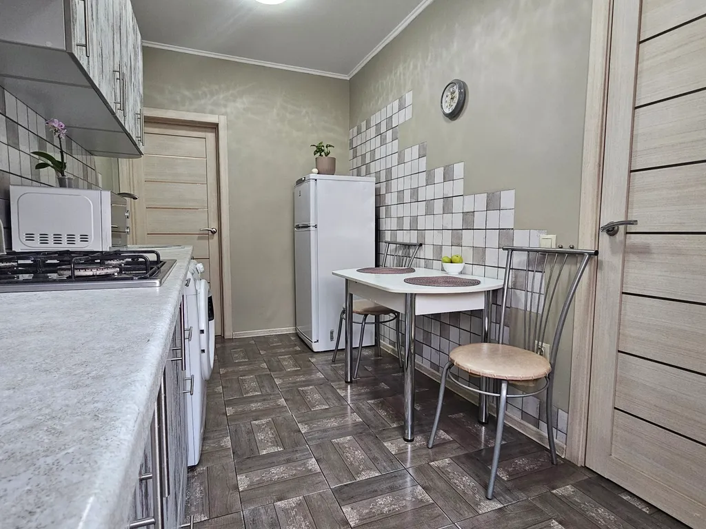 Уютный дом с современным интерьером в Таганроге со своим двором!