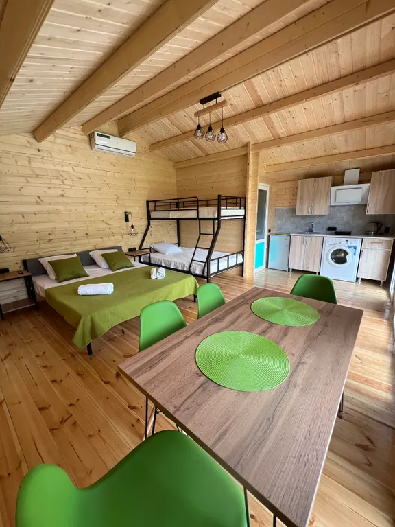 Коттедж 1-комнатный Дом — Гагра