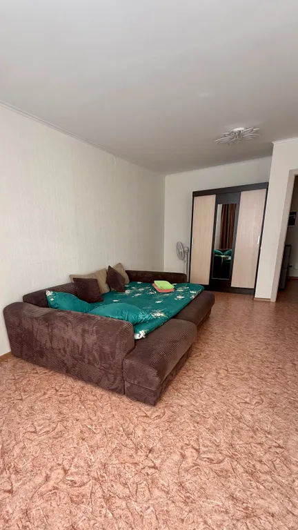 Квартира в центре города — аренда посуточно в Верхняя Пышма