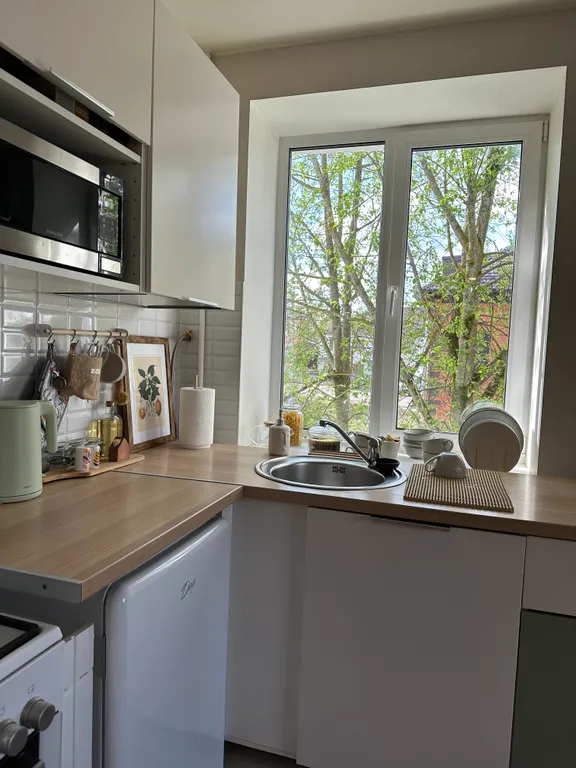 Двухкомнатная квартира над кофейней в центре Валдая