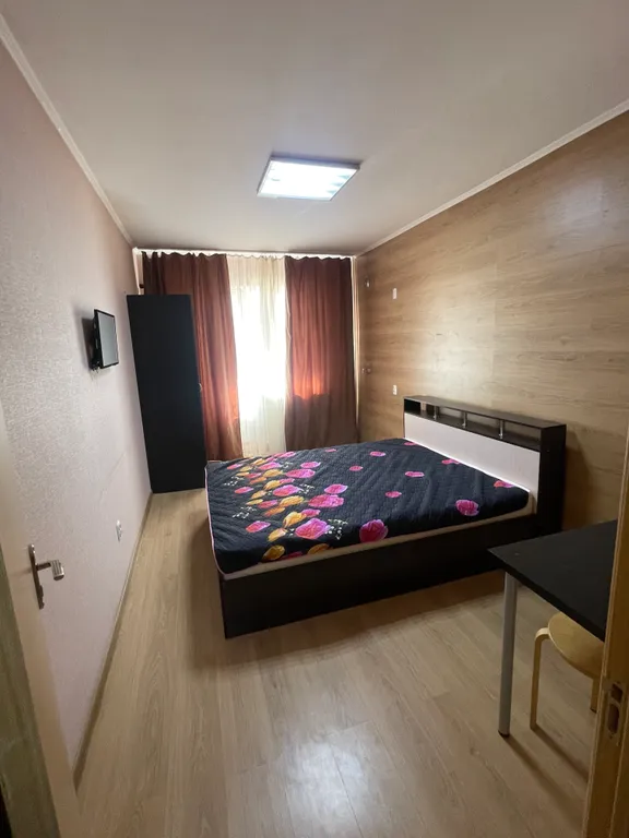 5-комнатная Квартира — аренда посуточно в Каменск-Шахтинский