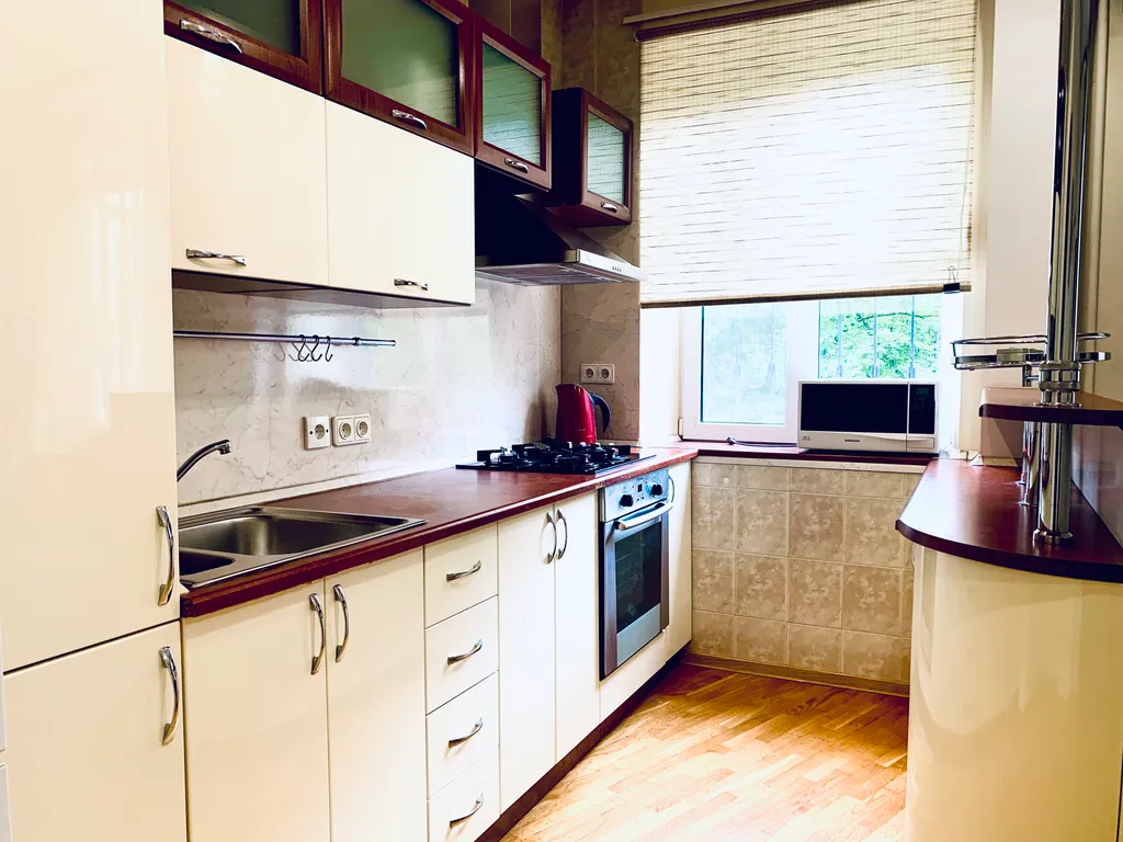 Уютная квартира в тихом центре с парковкой