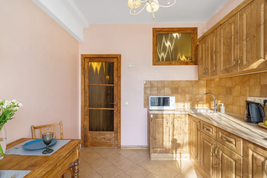 Good Night на Кирова 37