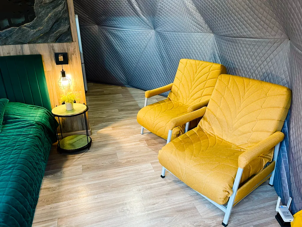 Уютный купол для 2-4 человек