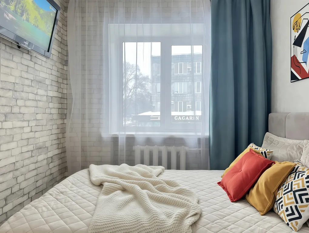 2-комнатная квартира в центре не берем оплату за уборку