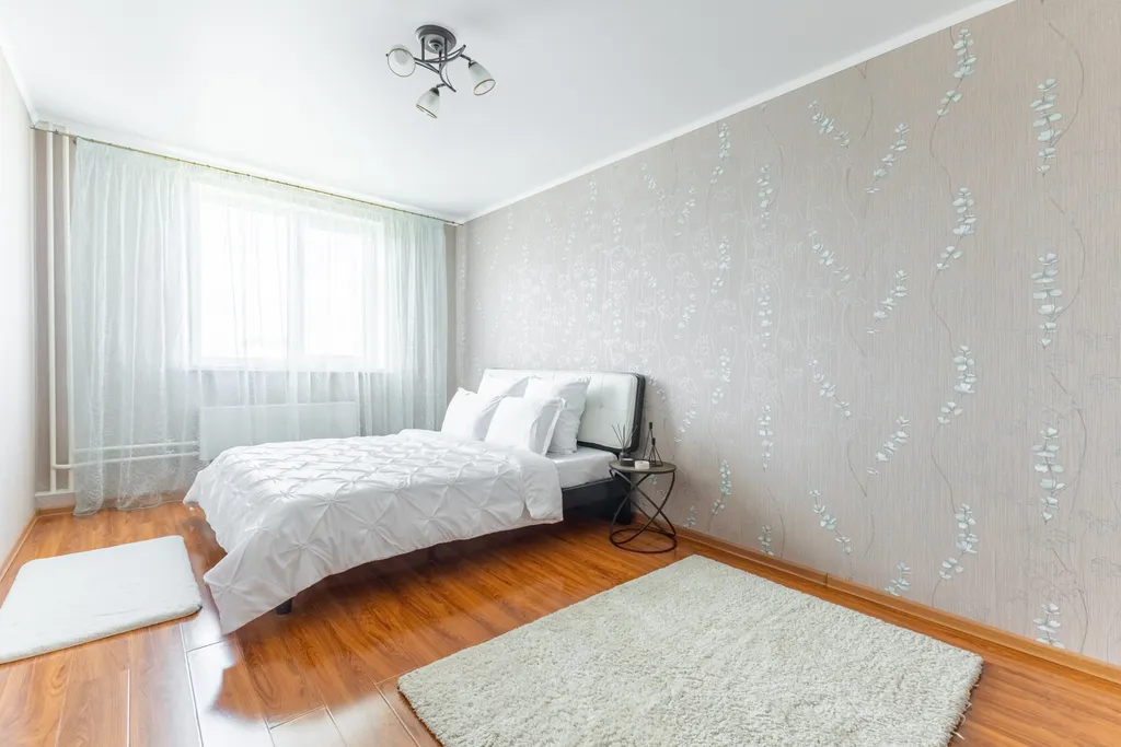 Квартира 4-комнатная Квартира — Казань